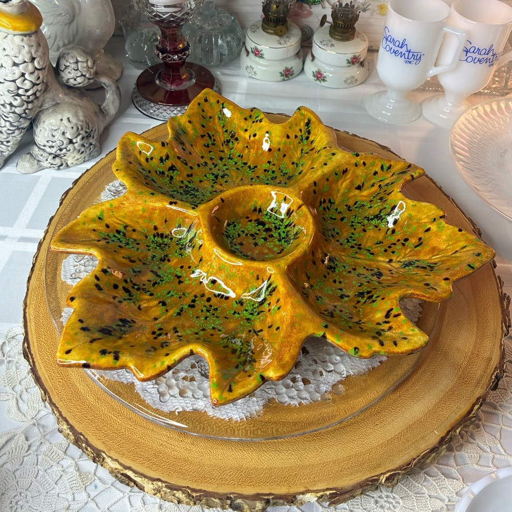 Leaf-Shaped Ceramic Serving Dish